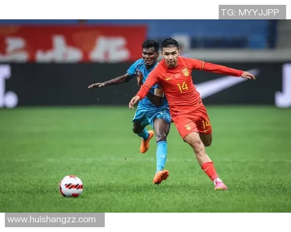 东京绿茵迎战长崎我航海激情对决展现足球魅力与团队精神 东京绿茵迎战长崎我航海激情对决展现足球魅力与团队精神