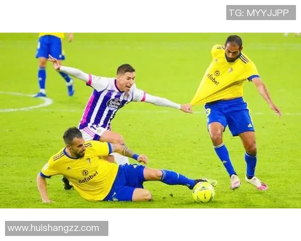 马德里竞技迎战加的斯争夺西甲积分榜关键战役